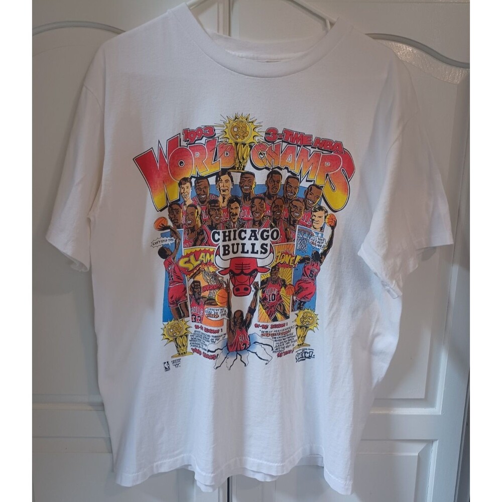 VINTAGE 1993 CHICAGO BULLS SALEM 3-PEAT NBA WORK CHAMPS CARICATURE T-SHIRT LARGE